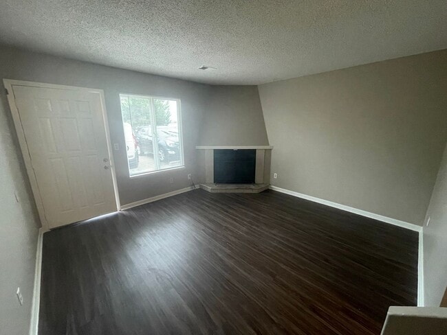 Building Photo - 2507 W 27th St