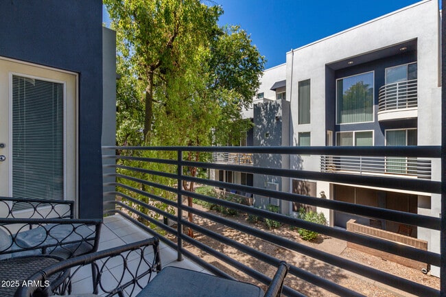 Building Photo - 3633 N 3rd Ave