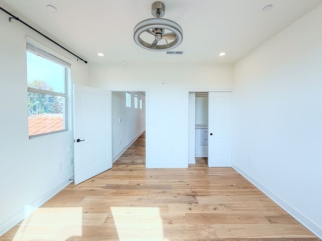 Building Photo - 44 Coronado St