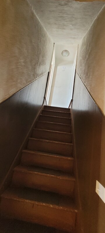 Building Photo - 164 Dupont St