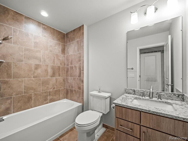 Building Photo - 3219 Brackley Dr