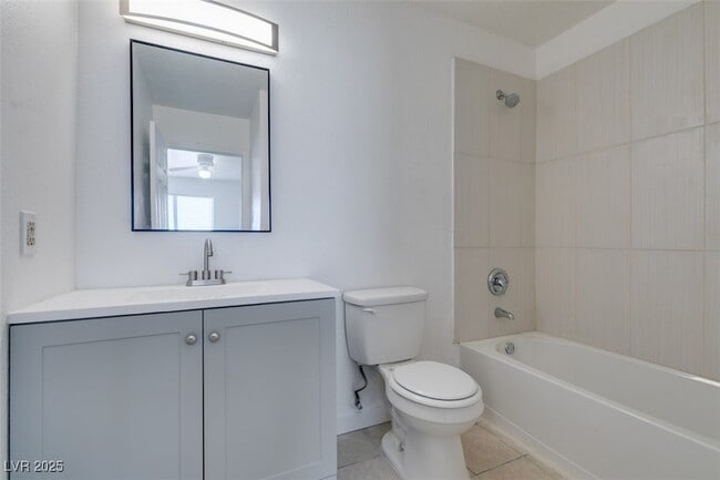 Building Photo - 6987 Mendon Ln