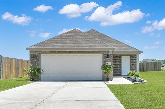 Building Photo - 402 Terra Vis Cir