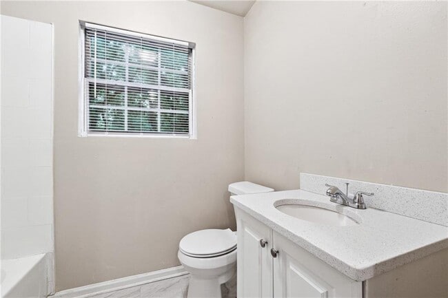 Building Photo - 5786 Deerfield Trail