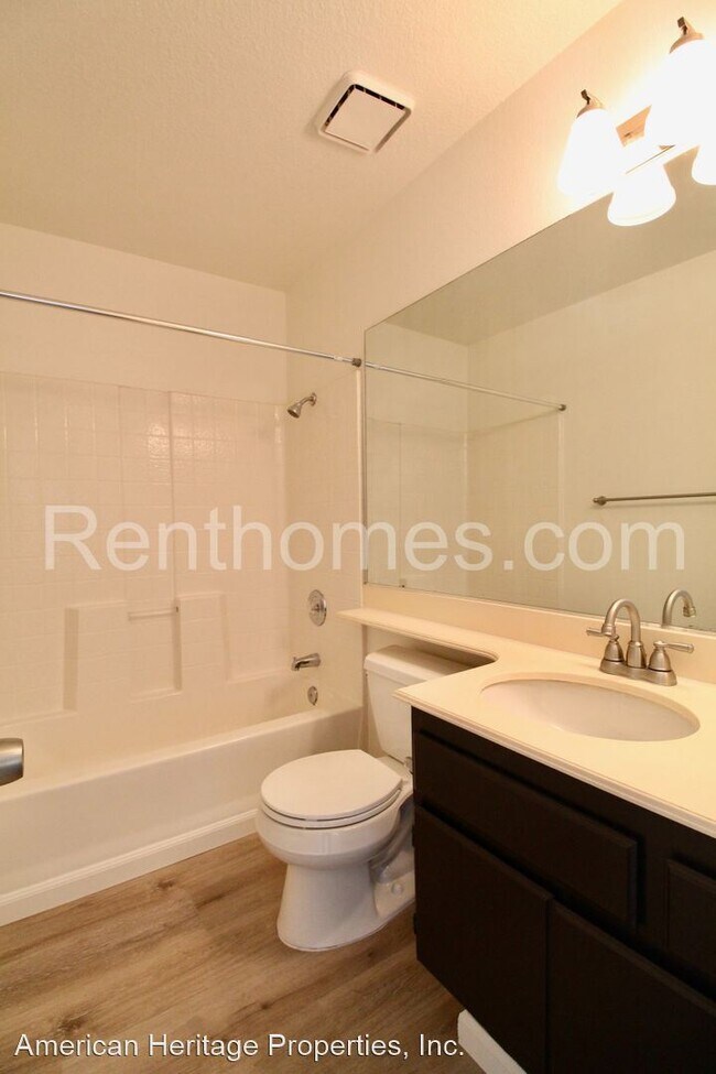 Building Photo - 2 br, 2 bath House - 1356 Serena Circle #1