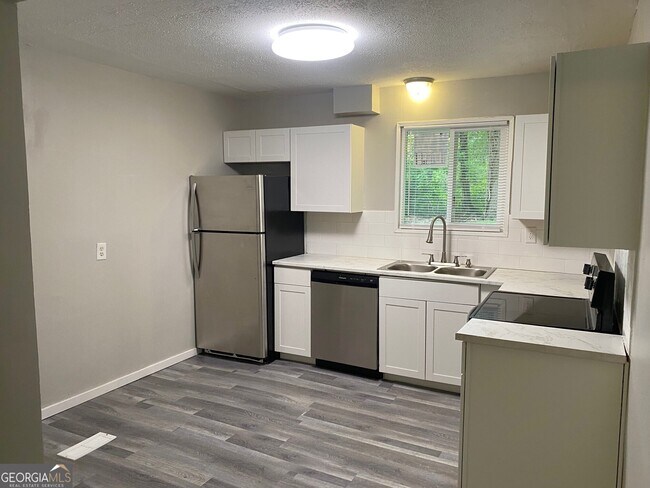 Building Photo - 2764 Riggs Dr