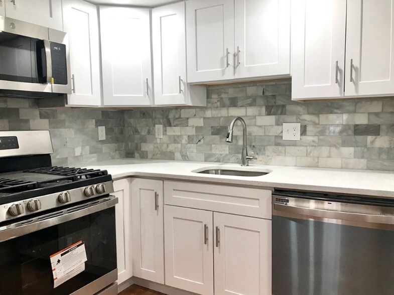 Building Photo - 473 Massachusetts Ave