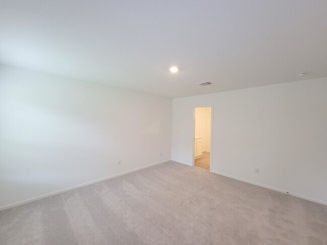 Building Photo - Be the first to live in this beautiful brand-new home featuring 4 spacious bedrooms, 2.5 bathroom...