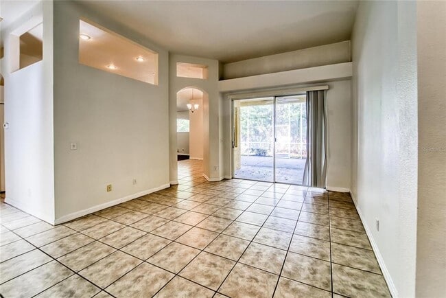 Building Photo - 10124 Cannon Dr