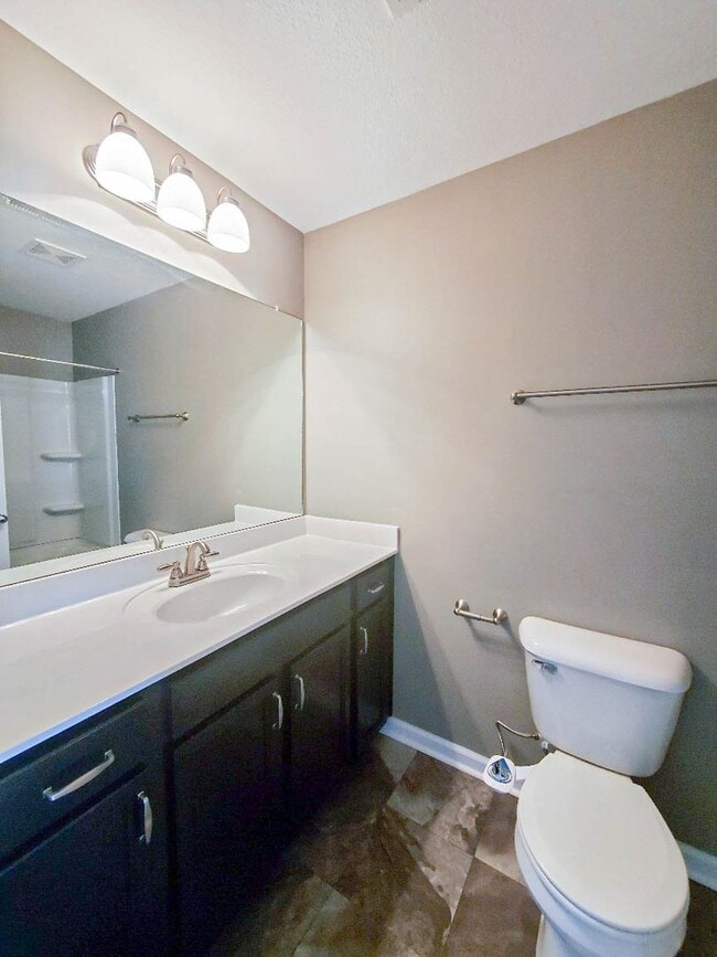 Building Photo - Pet Friendly Two Bedroom!