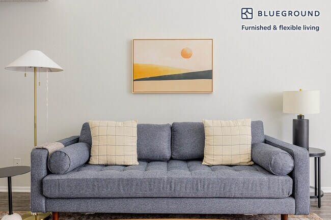 Building Photo - 641 Gayley Ave