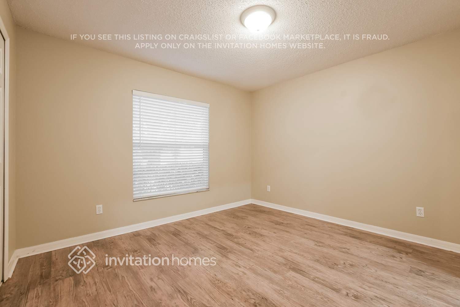 Building Photo - 1511 Canopy Oaks Dr