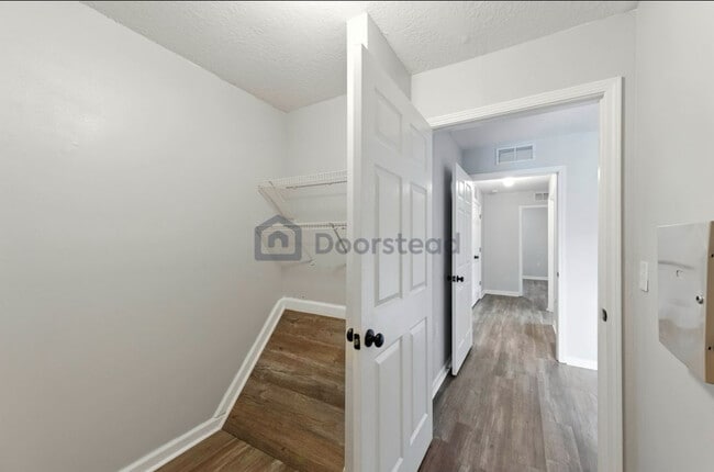 Building Photo - 74 Moultrie Village Ln