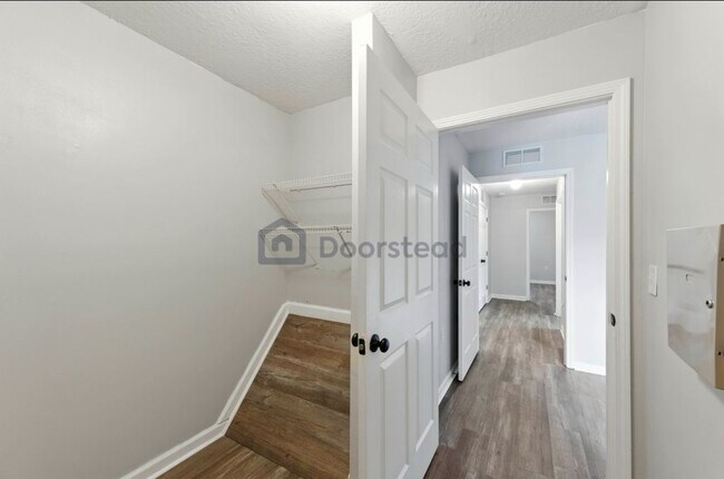 Building Photo - 74 Moultrie Village Ln