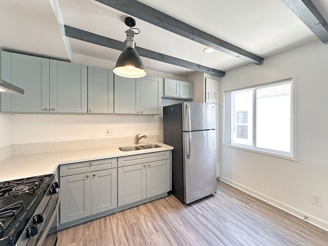Building Photo - SD: 1BD/1BA Unit in City Heights with Granite Kitchen & Ceiling Fans