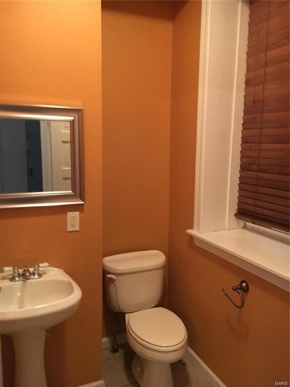Building Photo - Beautiful home within walking distance to ...