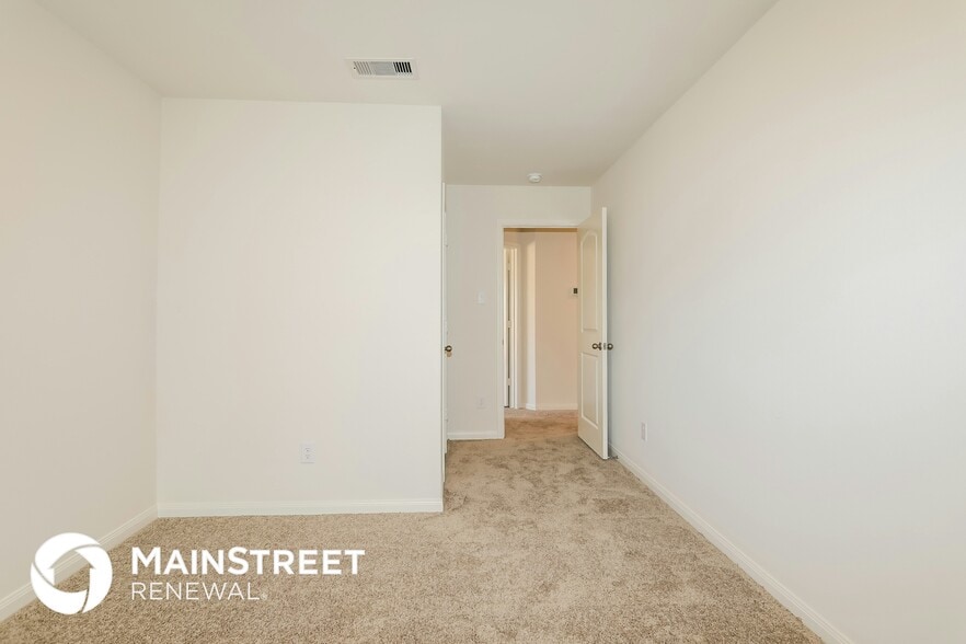 Building Photo - 21154 Titian Dr.