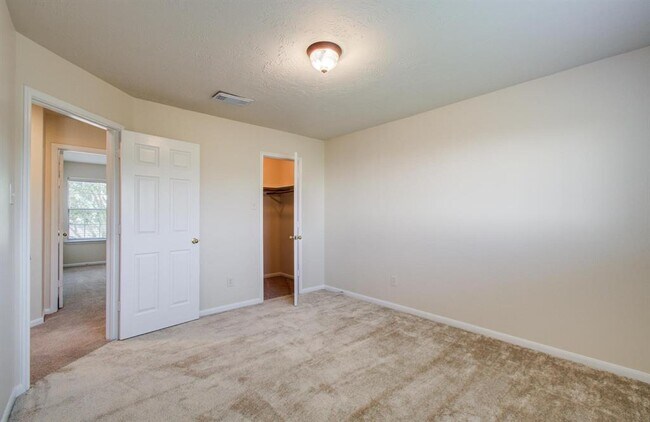 Building Photo - 9007 S Ferndale Pl Dr