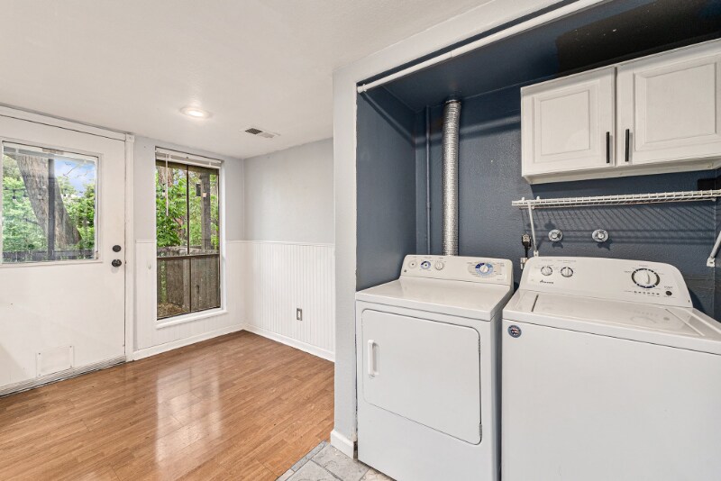 Building Photo - 3550 S Harlan St