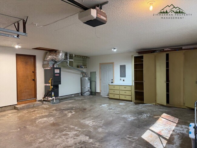 Building Photo - Beautiful Home in Hayden Bridge
