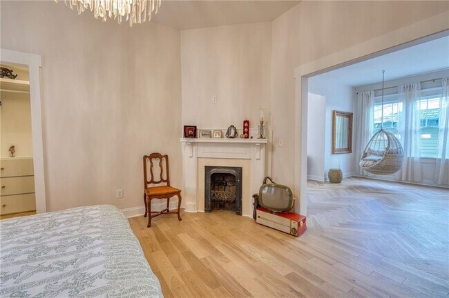 Building Photo - 85 Waddell St NE