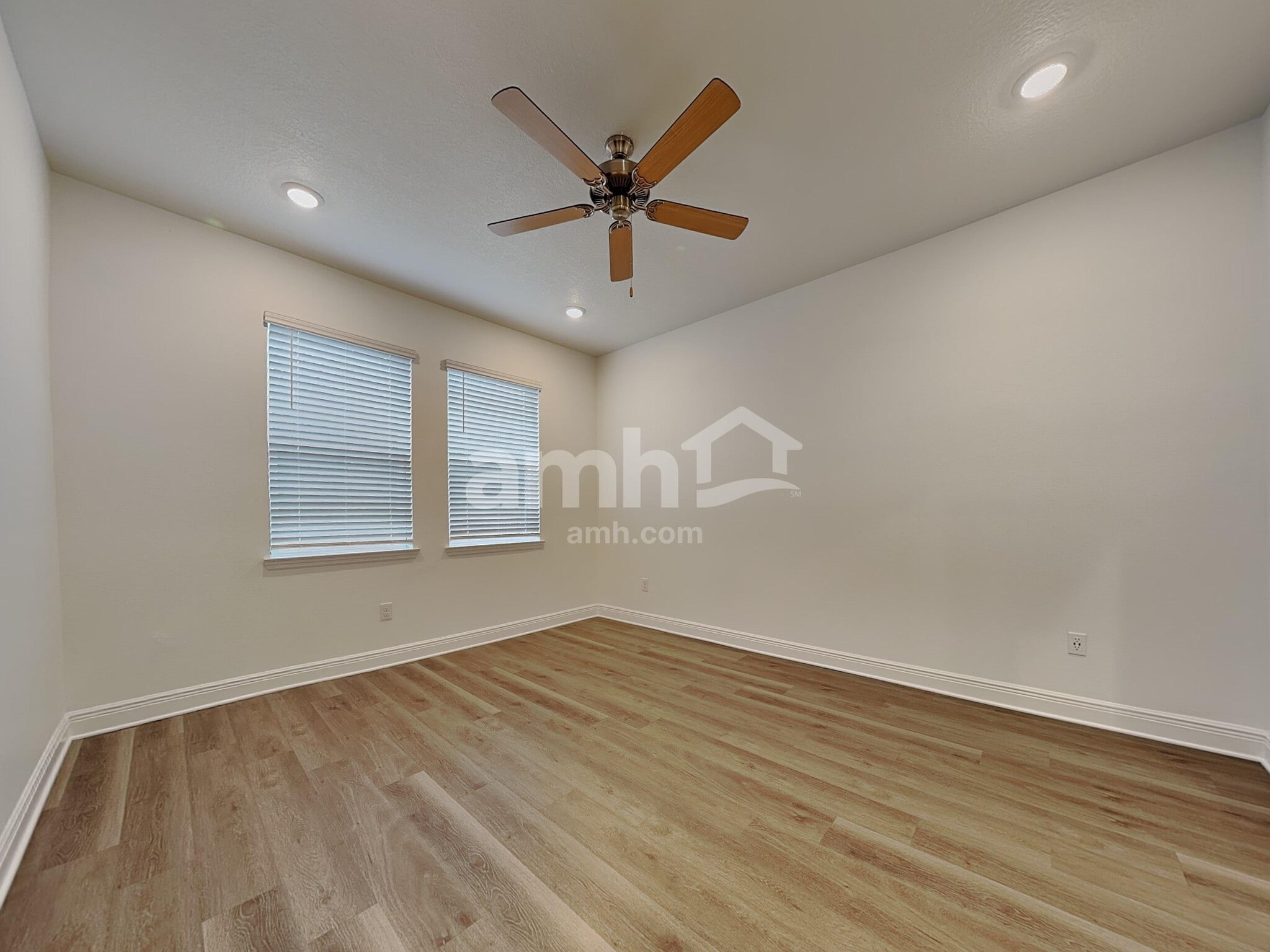 Building Photo - 6650 Atlantic Bch Ave