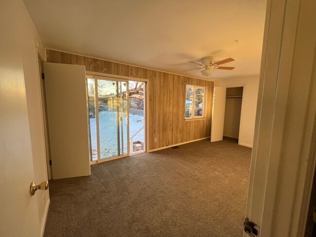 Building Photo - 3701 S Hooker St