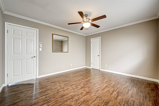 Building Photo - 2503 McCue Rd