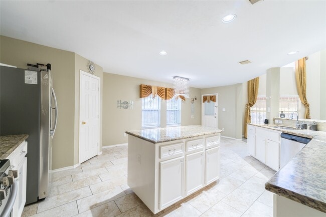 Building Photo - 12819 Wisteria Park Dr