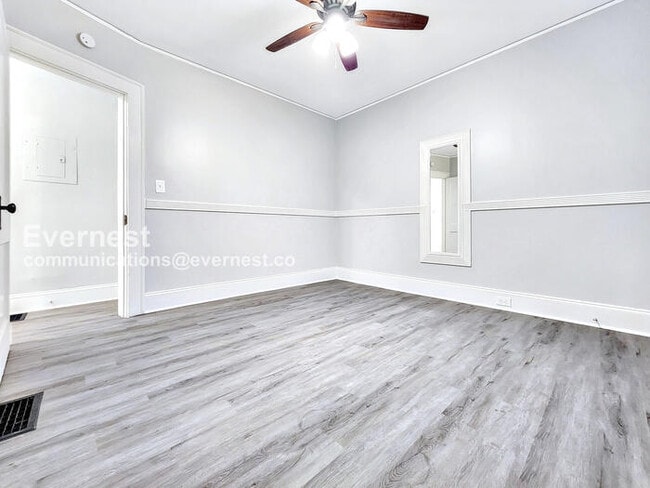 Building Photo - 1711 Westhaven Dr SW