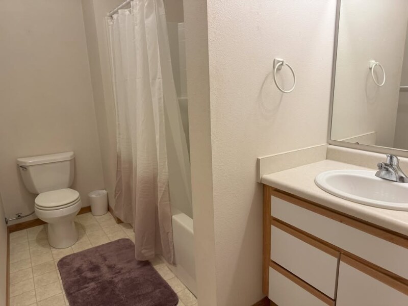 Building Photo - 2888 Coral Ct