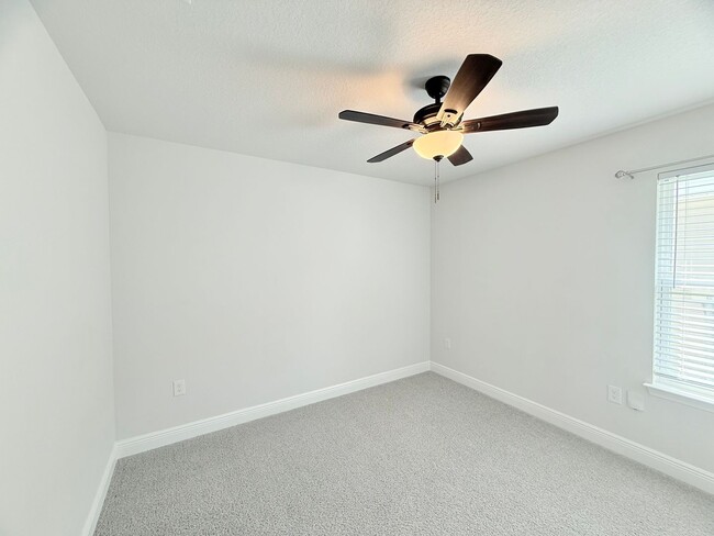 Building Photo - Charming Cottage Home - Commanders Cove