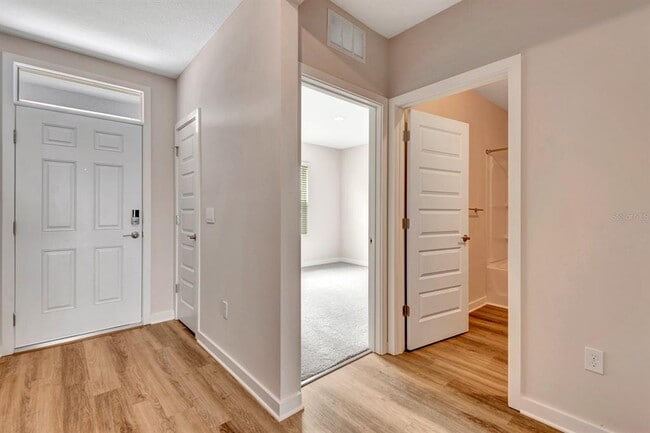 Building Photo - 18303 Wheathouse Pl