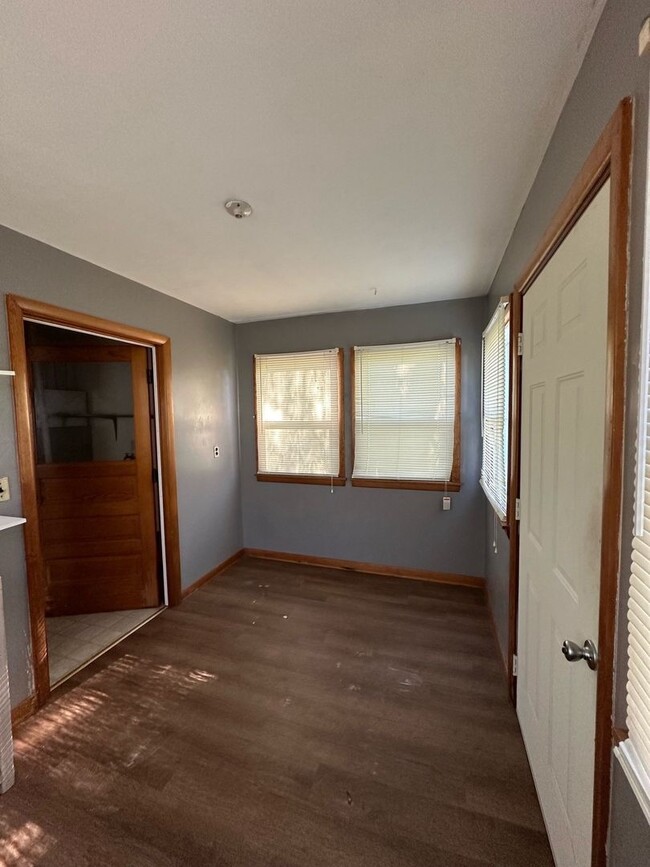 Building Photo - Charming 2 Bed 1 Bath House For Rent in Bo...