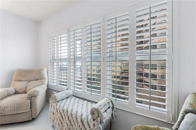 Building Photo - 3850 Galt Ocean Dr