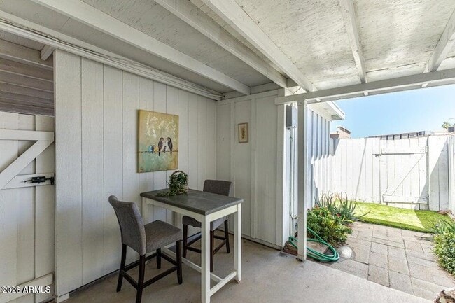 Building Photo - 10362 W Oakmont Dr