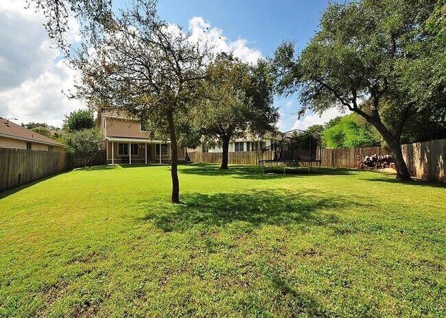 Building Photo - 6150 Jumano Ln