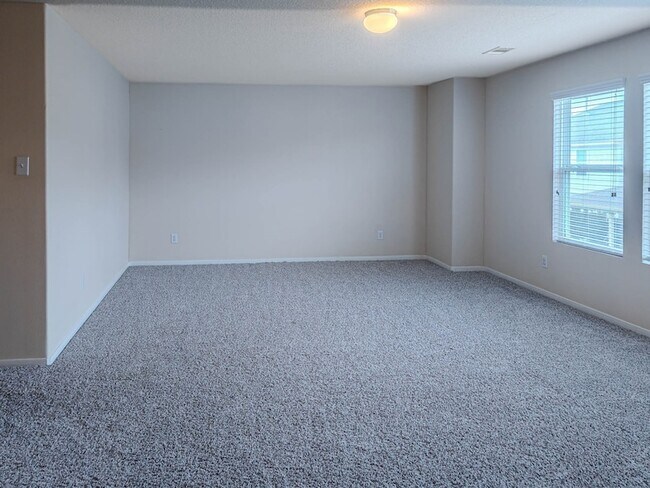 Building Photo - 3223 Zephyr Glen Way