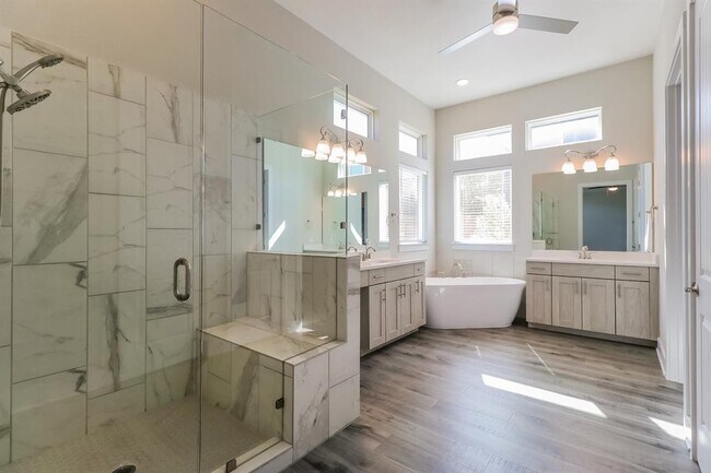 Building Photo - 6101 Antelope Well Ln