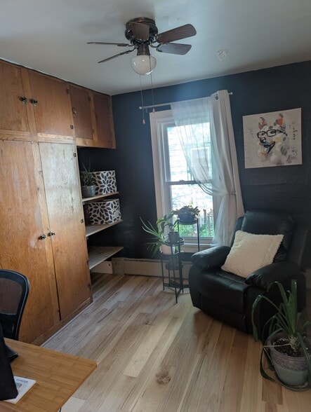 Bedroom - 2421 Upham St