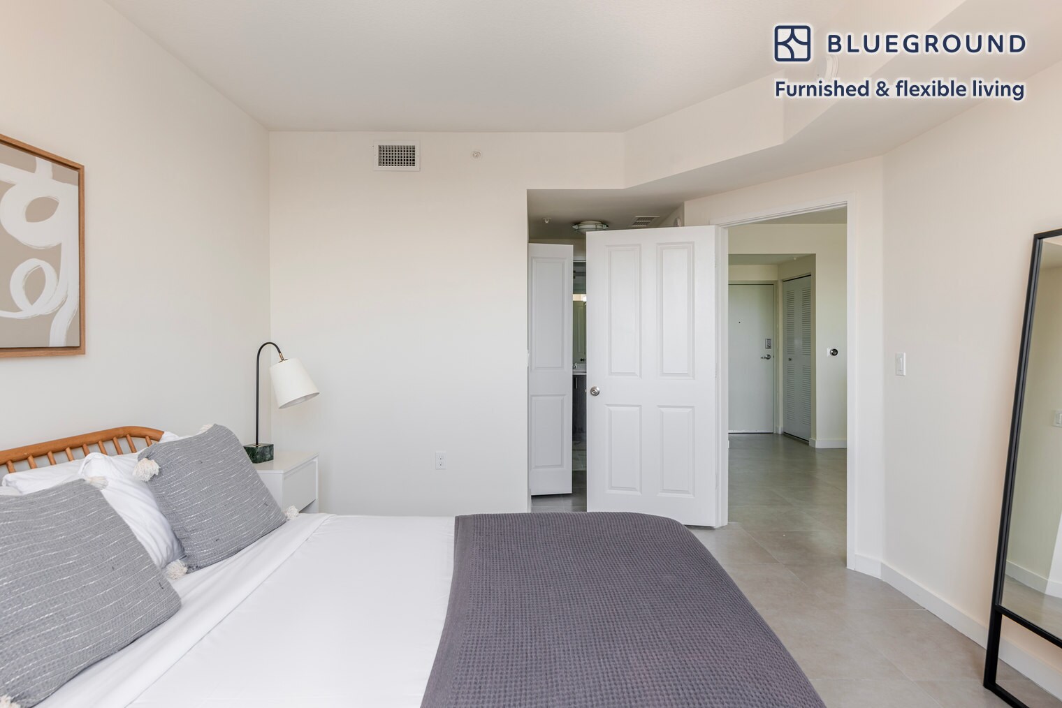 Building Photo - 729 NW 2nd St