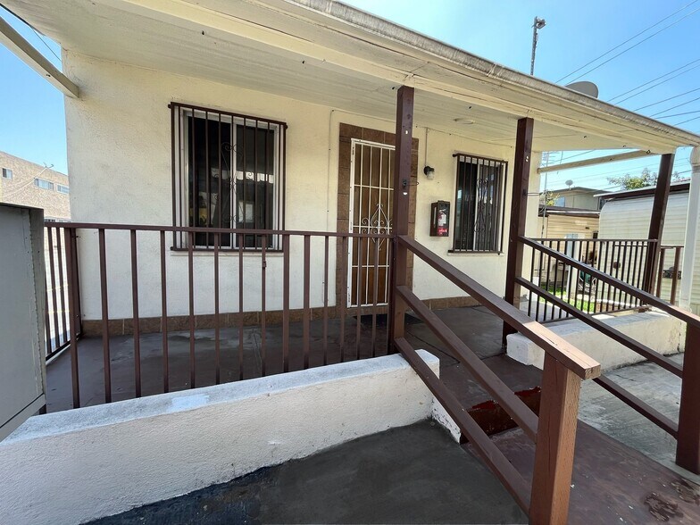 Building Photo - 15012 Lemoli Ave