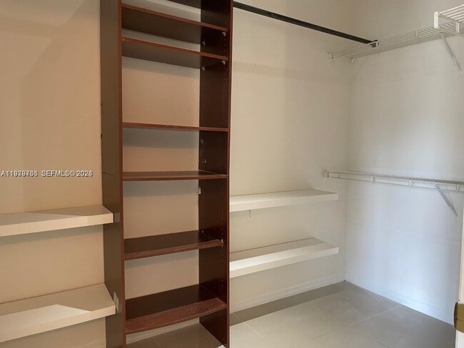 Building Photo - 16309 Emerald Cove Rd