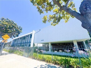 Building Photo - 12926 Doty Ave