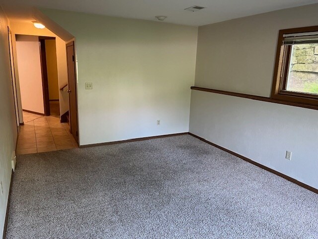 Building Photo - 211 Brookwood Dr