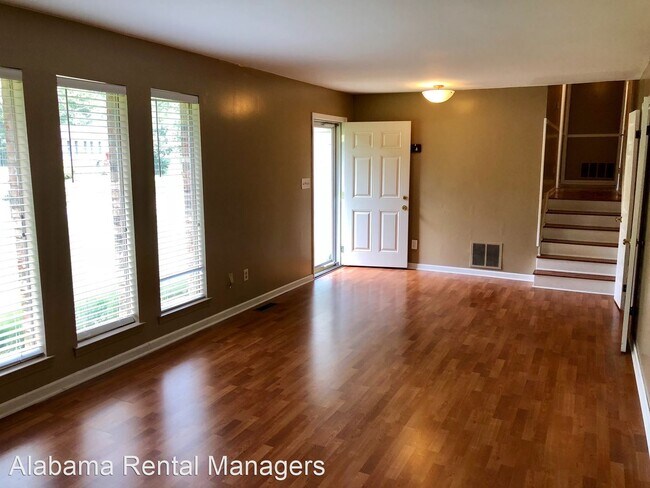 Building Photo - 3 br, 2 bath House - 985 Ryecroft Road