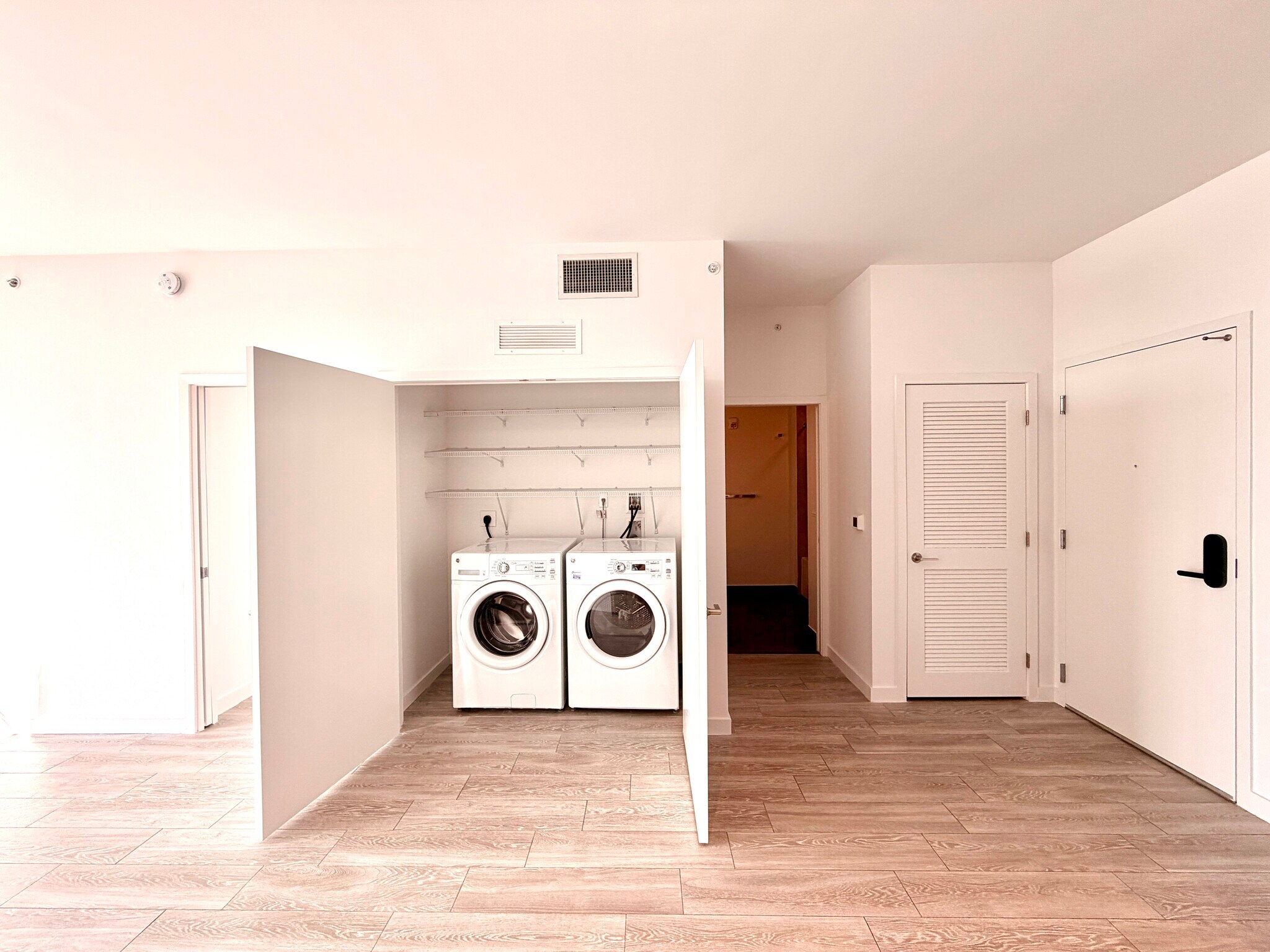 Building Photo - 253 NW 31st St