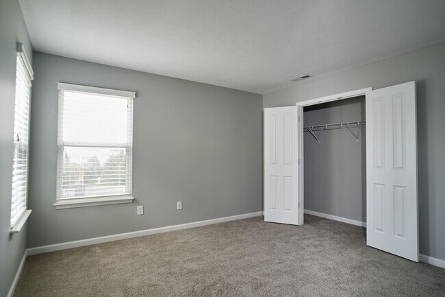 Building Photo - 4BDRM, 2.5 BA with finished basement in Westminster