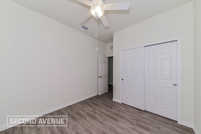 Building Photo - 4066 Heaton Terrace