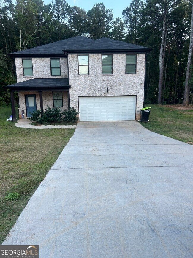 Building Photo - 643 Wesley Chapel Rd